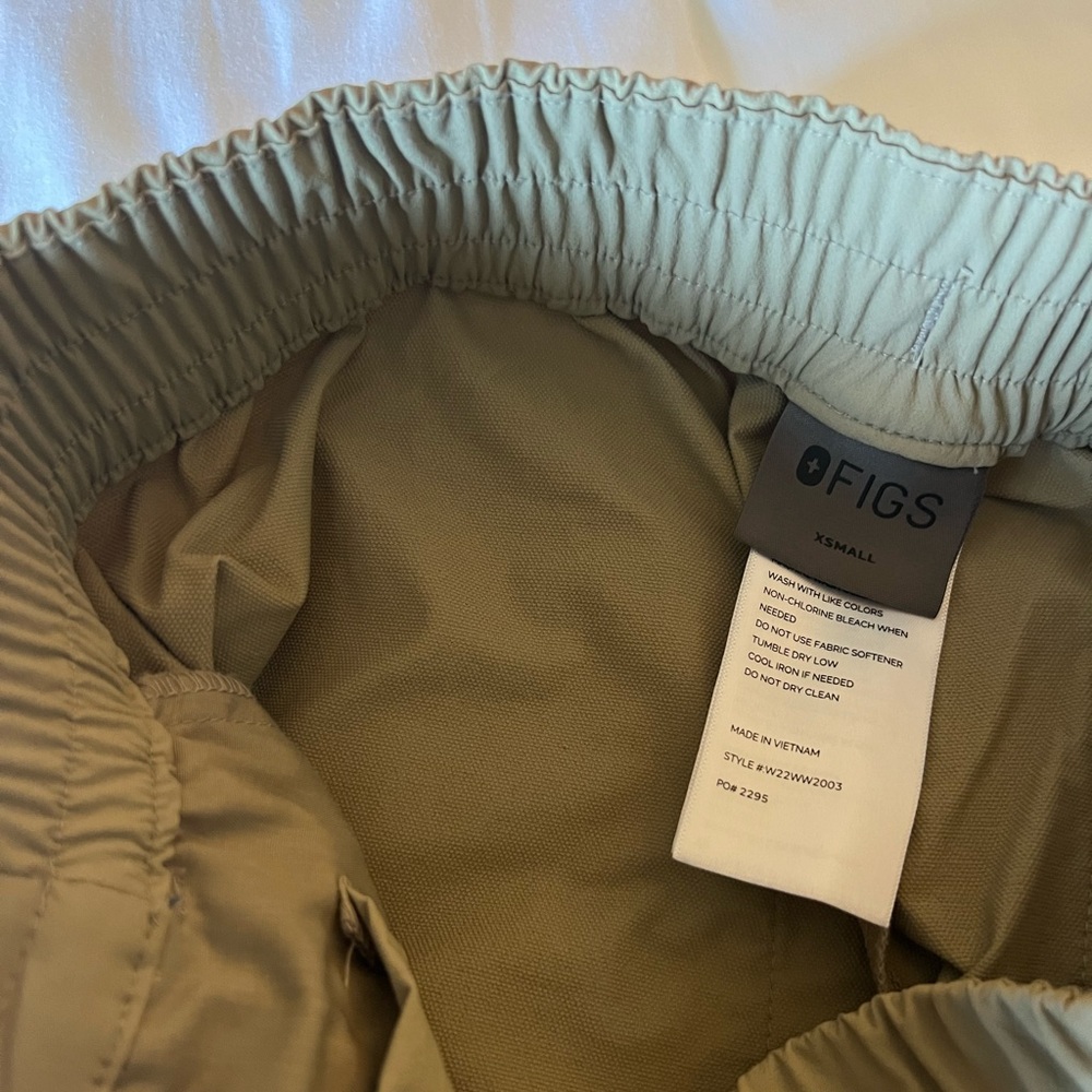 Figs X-Small Khaki PRO Skinny Trouser